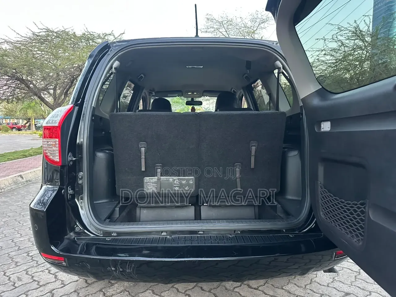 Toyota Vanguard 2008 Black