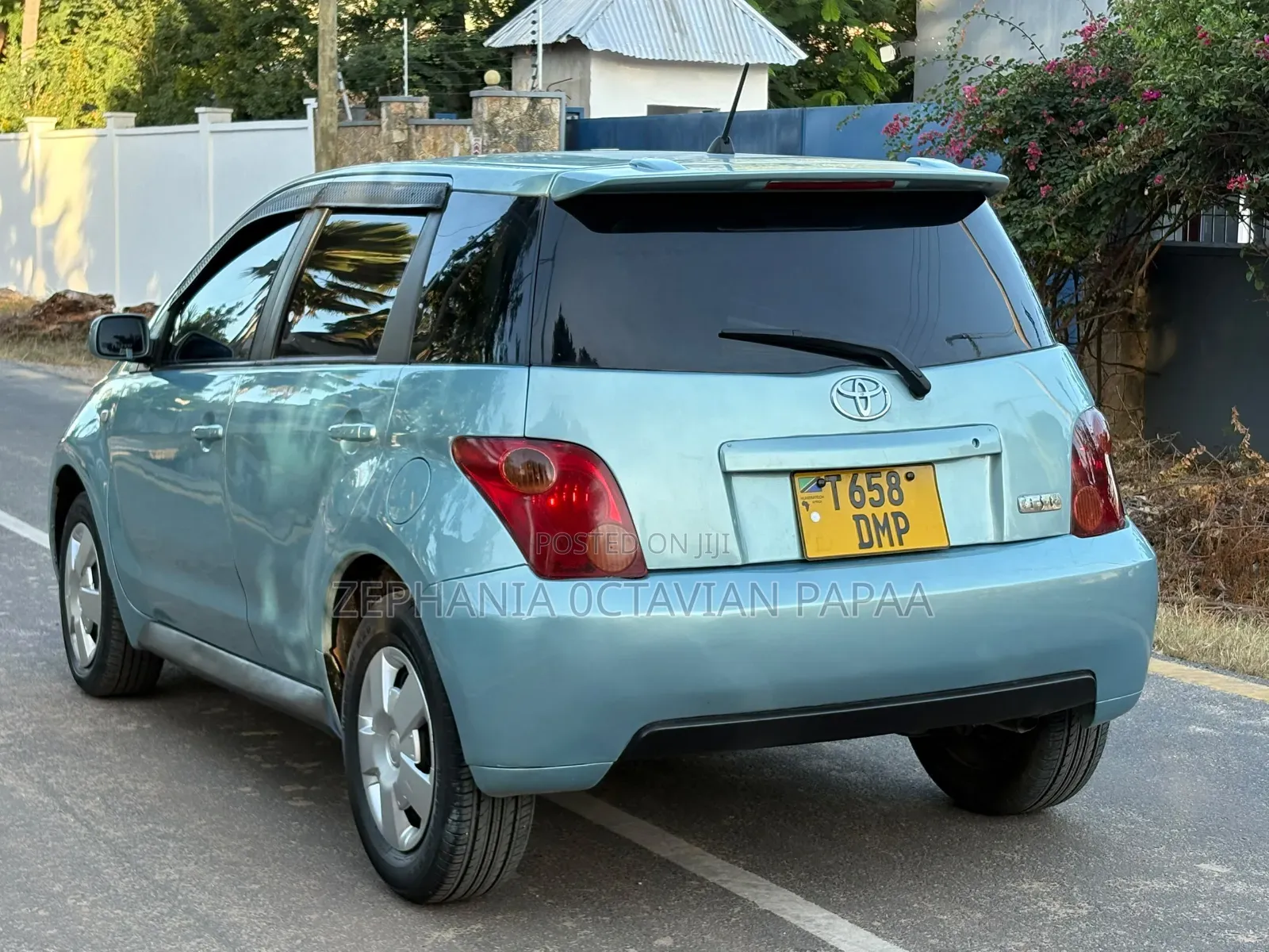 Toyota IST 2003 Blue