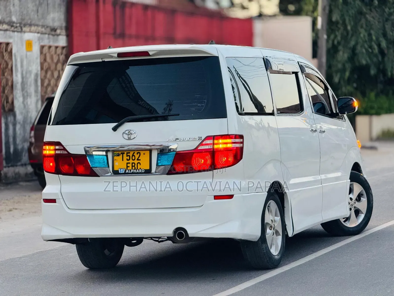 Toyota Alphard 2007 White
