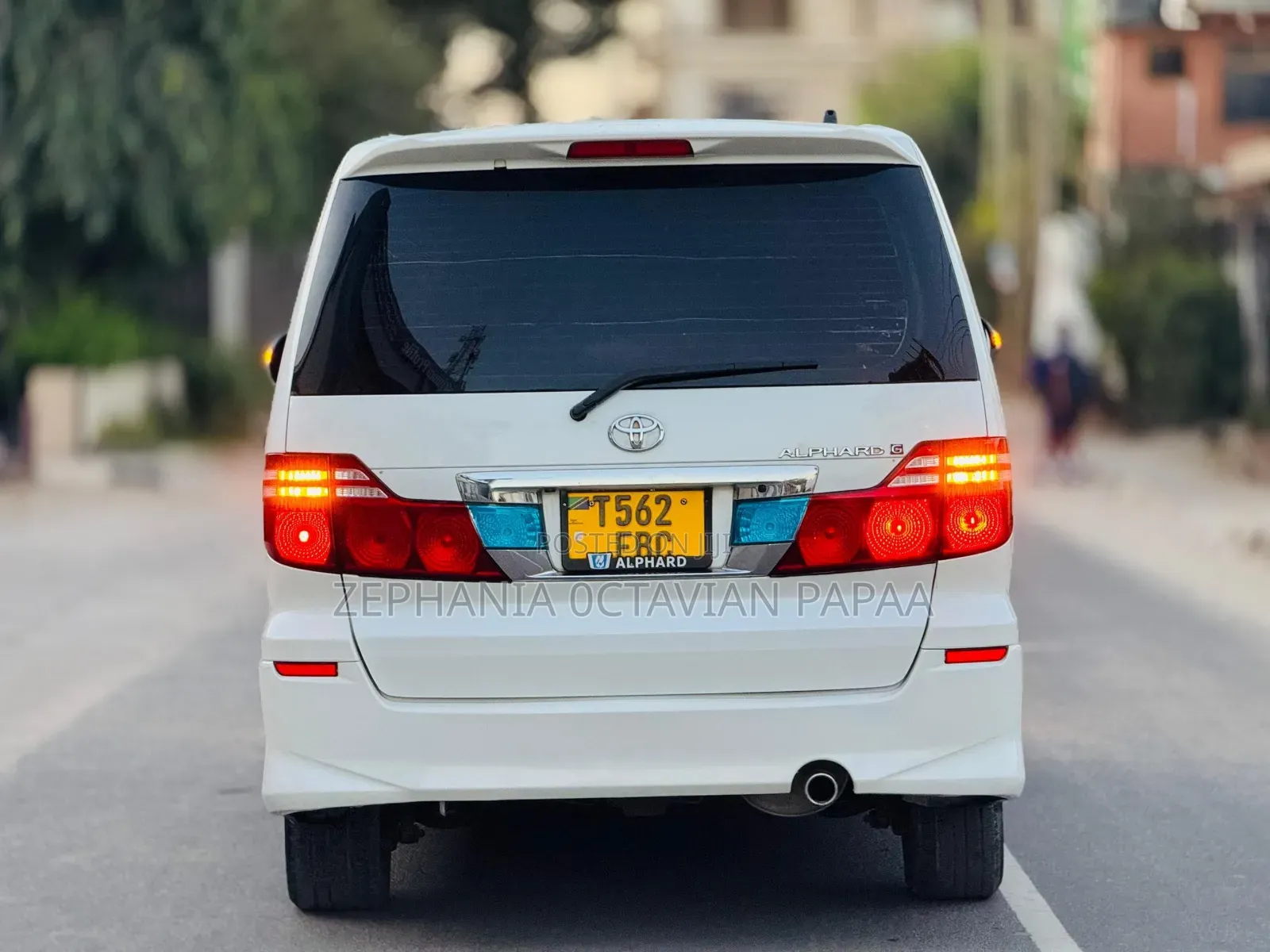 Toyota Alphard 2007 White
