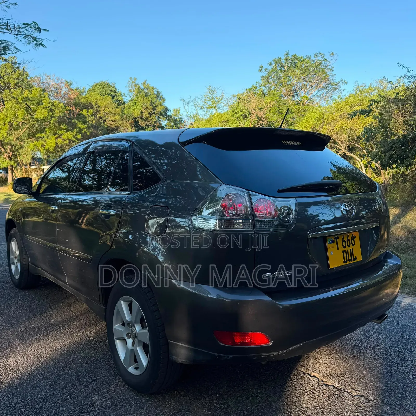 Toyota Harrier 2009 Gray