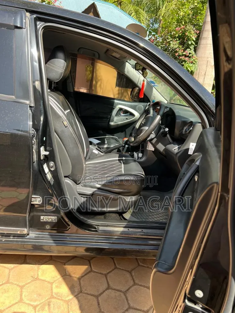 Toyota Vanguard 2009 Black