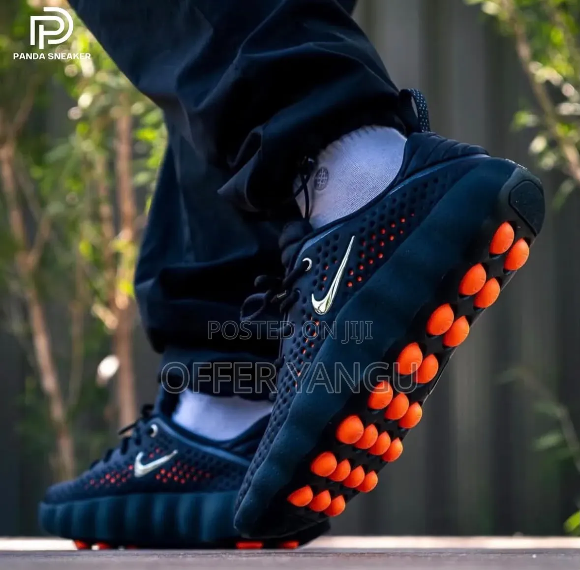 Nike Mind 002