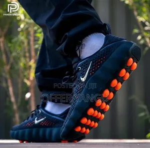 Nike Mind 002