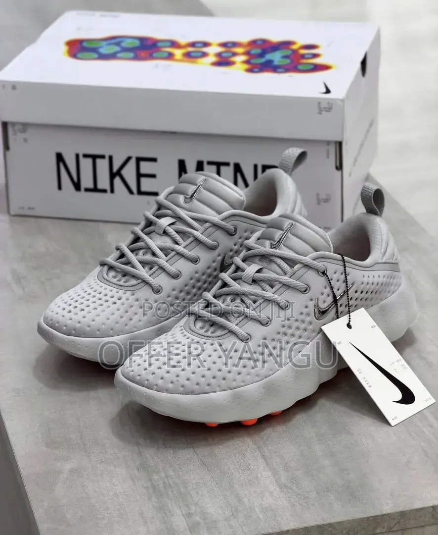 Nike Mind 002
