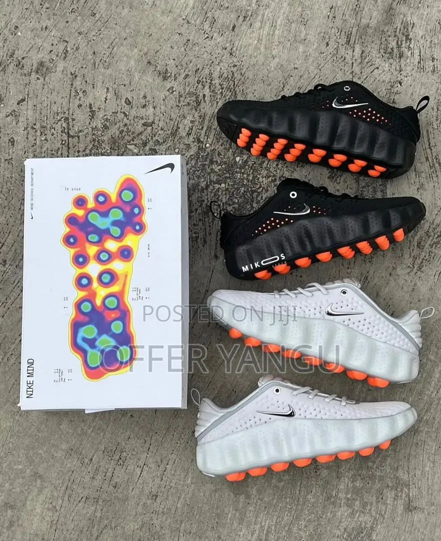 Nike Mind 002