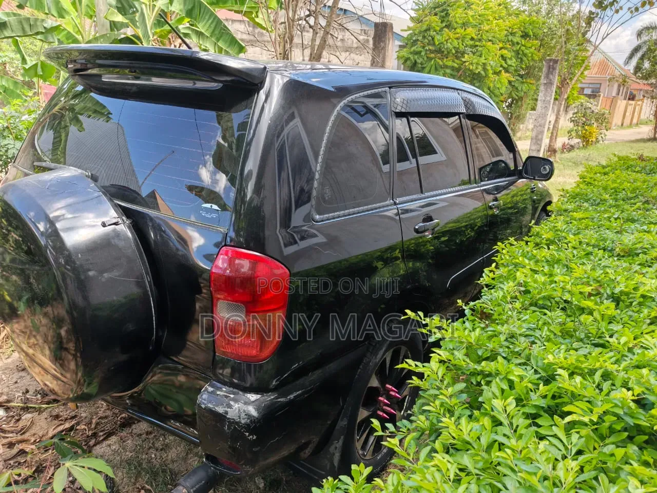 Toyota RAV4 2005 Black