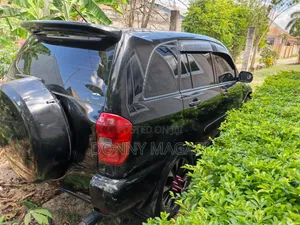 Toyota RAV4 2005 Black