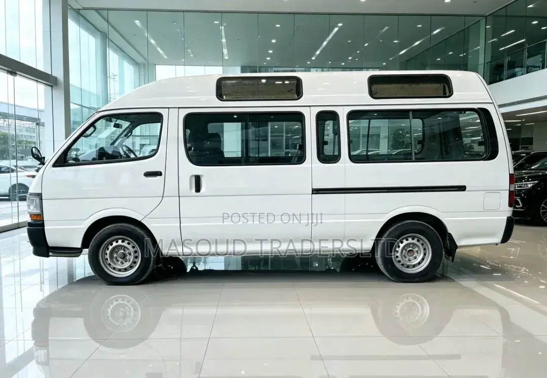 Toyota HiAce 2002
