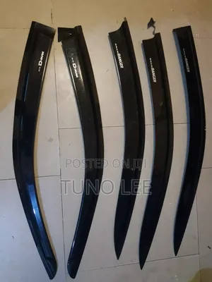 Original Ford Ranger/Isuzu D Max Door Visor