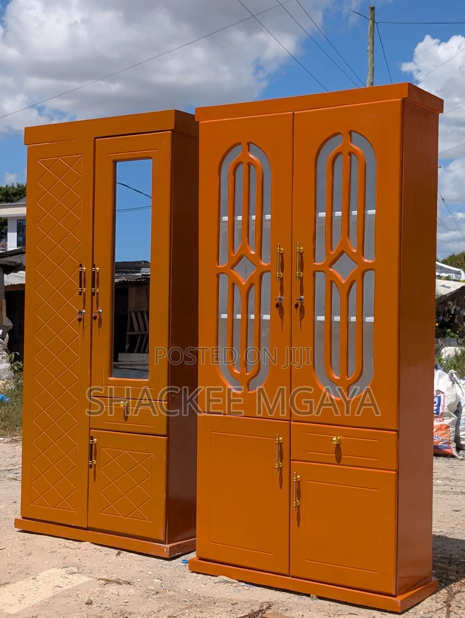 Kabati Kali Sanaa Two Doors