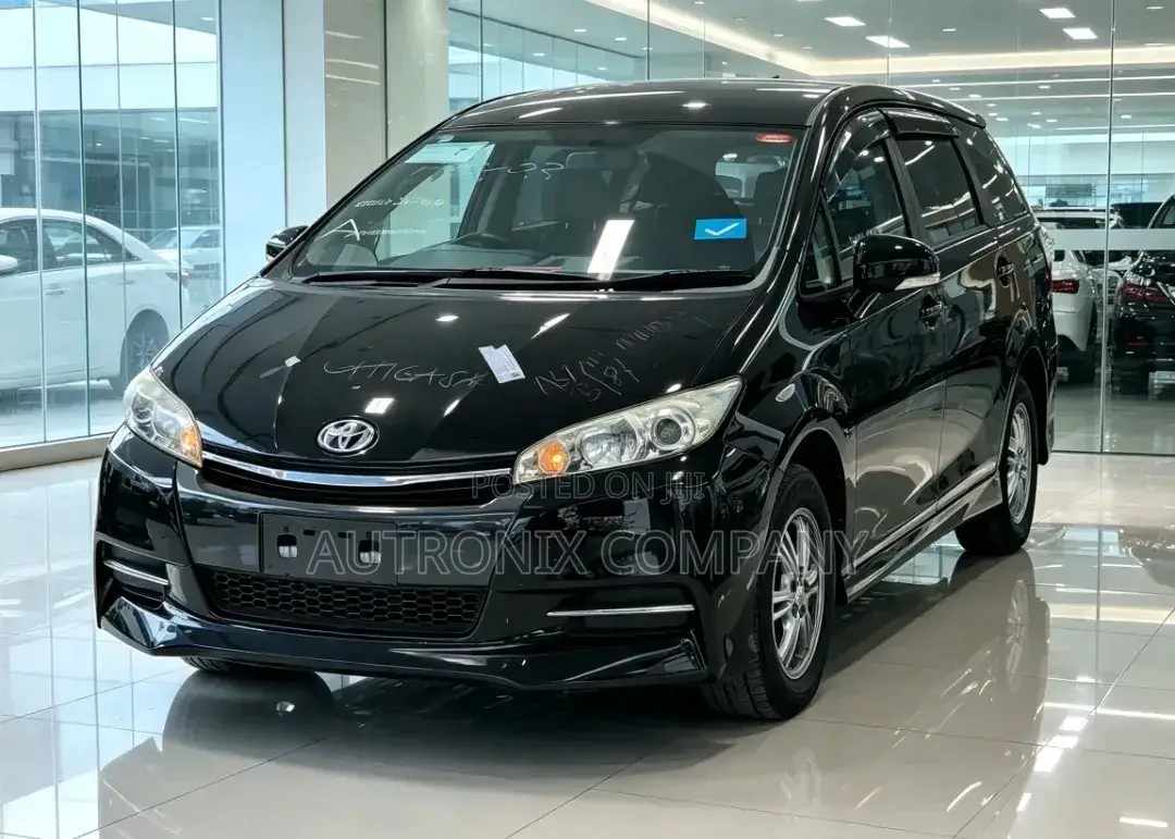 Toyota Wish 2013 Black