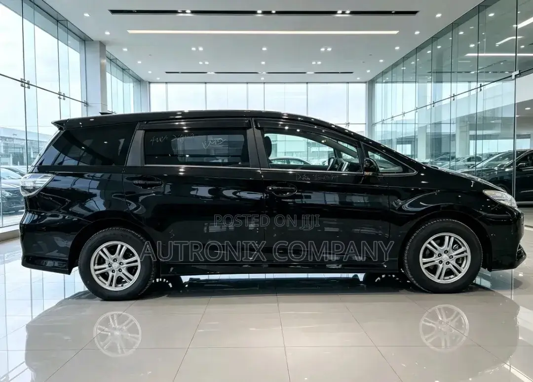 Toyota Wish 2013 Black
