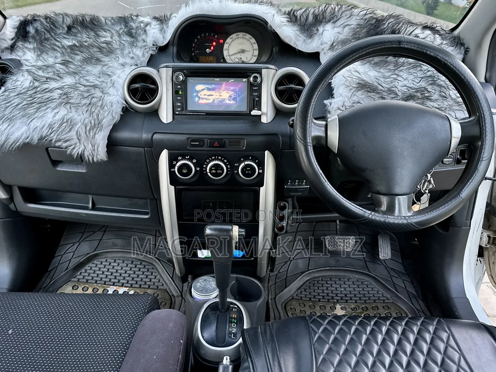 Toyota IST 2004 White