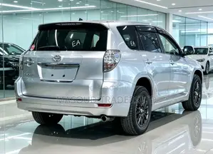 Toyota Vanguard 2008 Silver