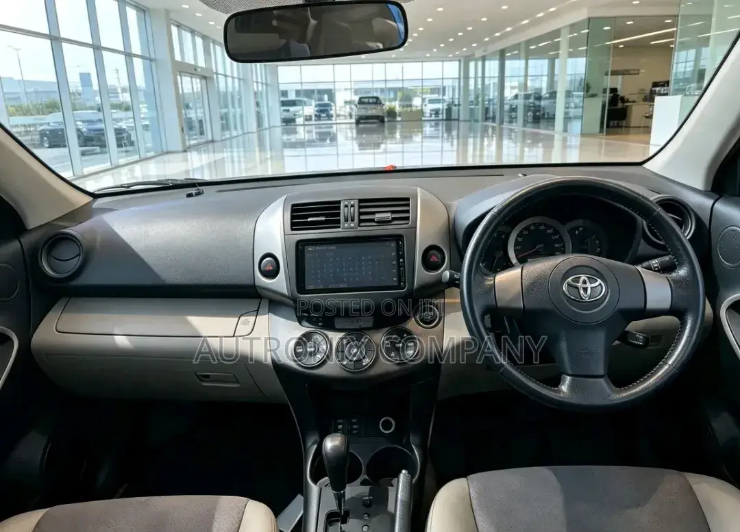 Toyota Vanguard 2008 Silver