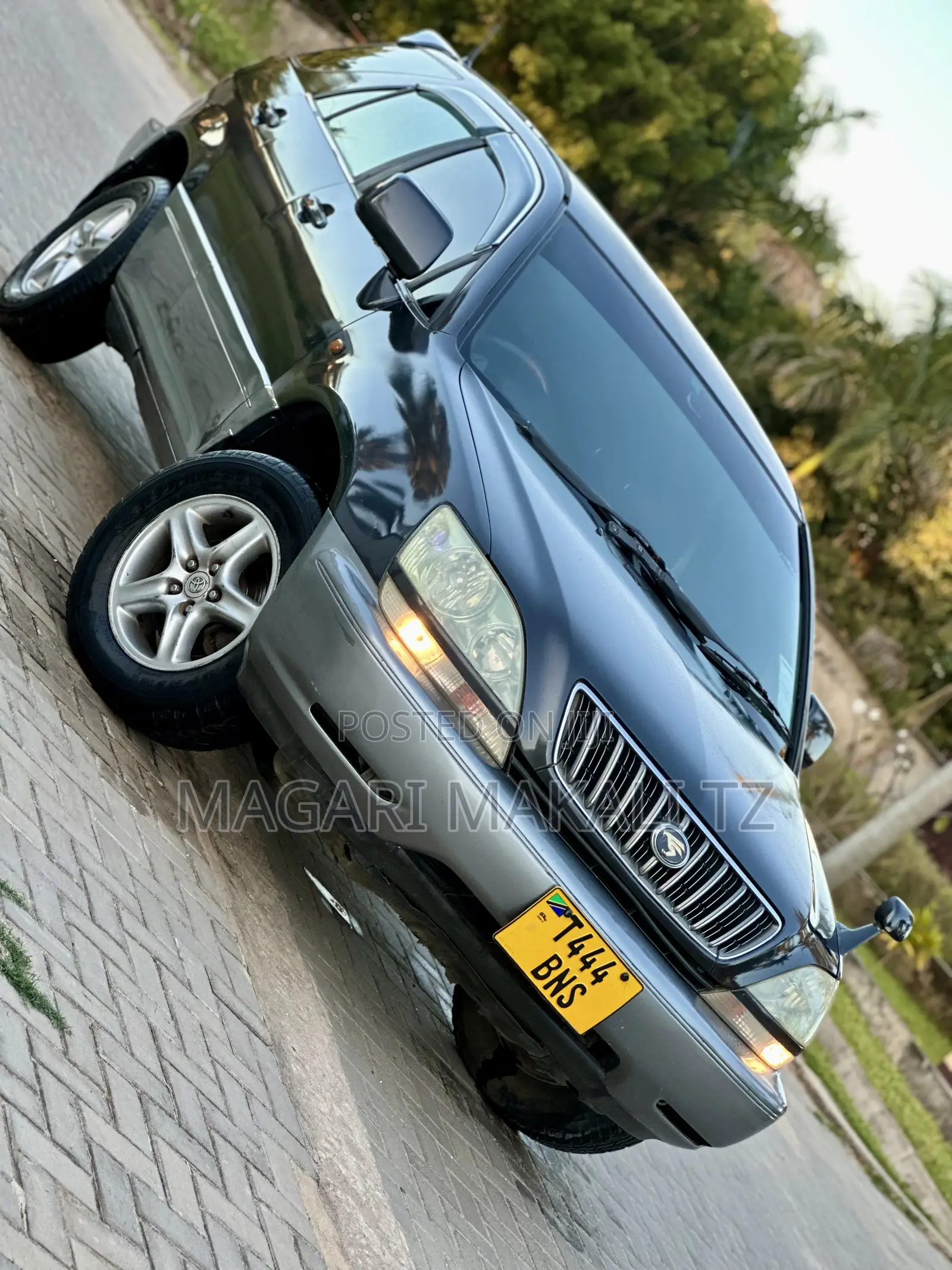 Toyota Harrier 2.2 16V 2003 Black