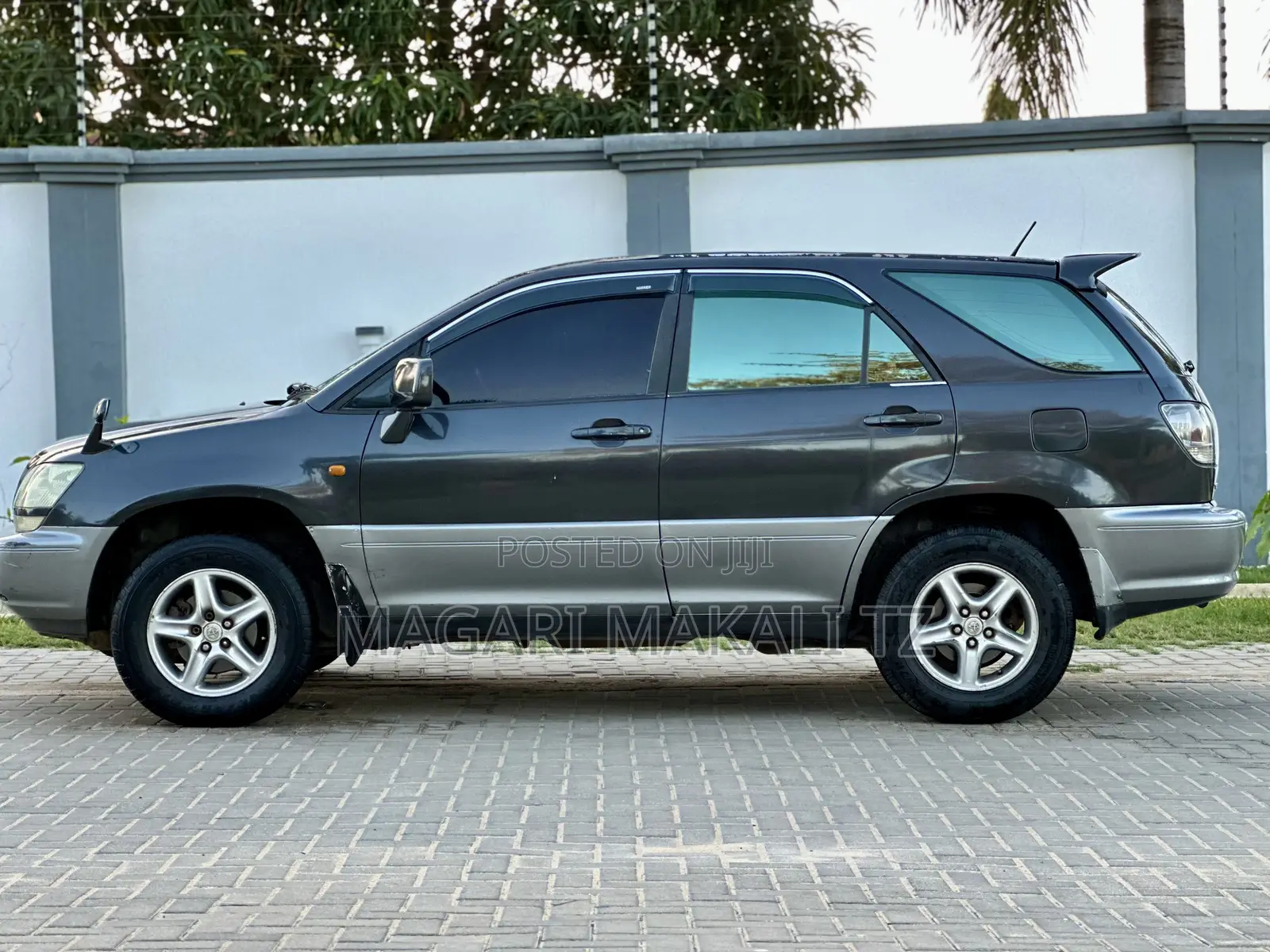 Toyota Harrier 2.2 16V 2003 Black