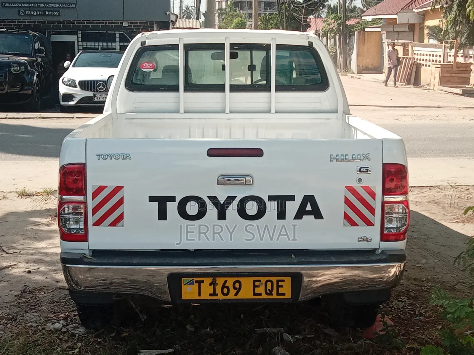 Toyota Hilux 2008 White