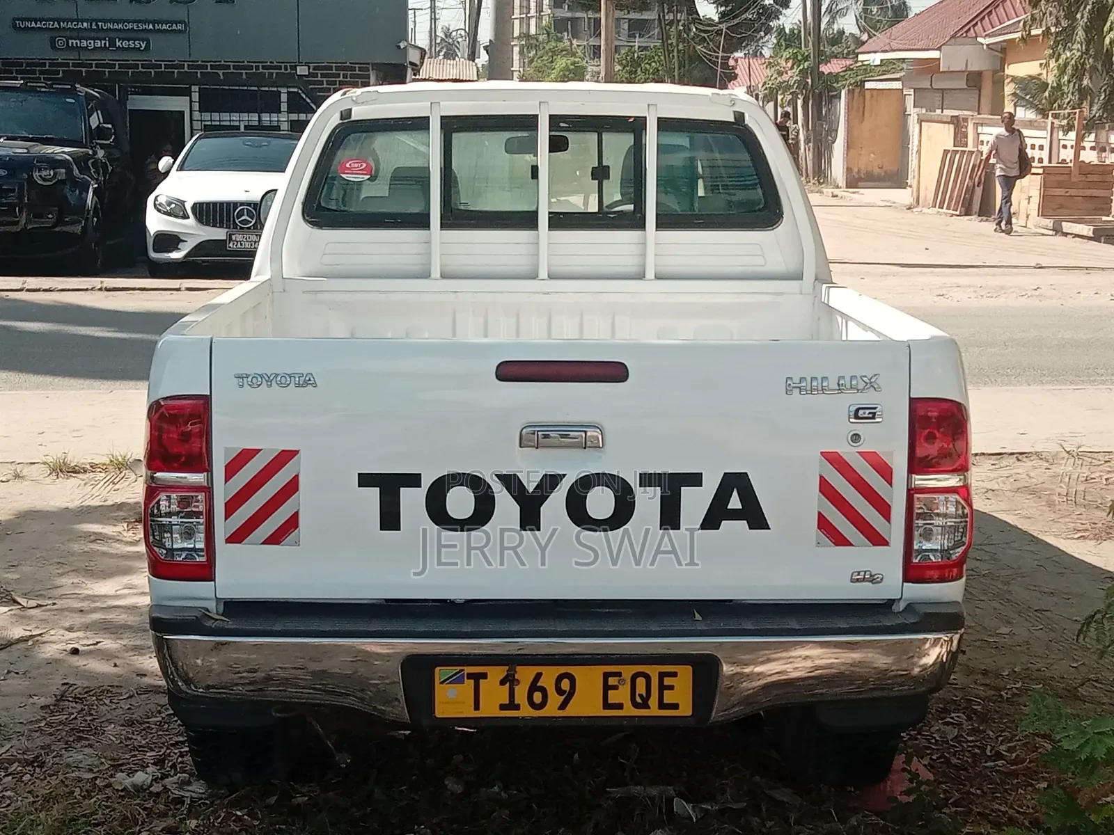 Toyota Hilux 2008 White