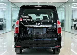 Toyota Noah 2009