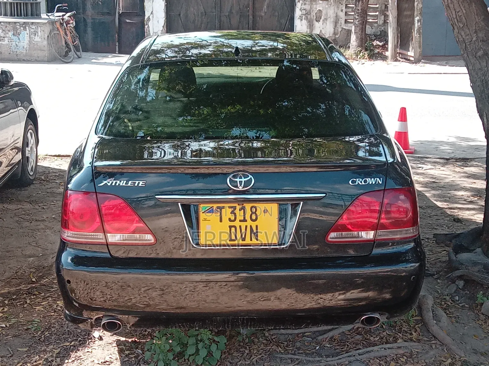 Toyota Crown 2004 Black