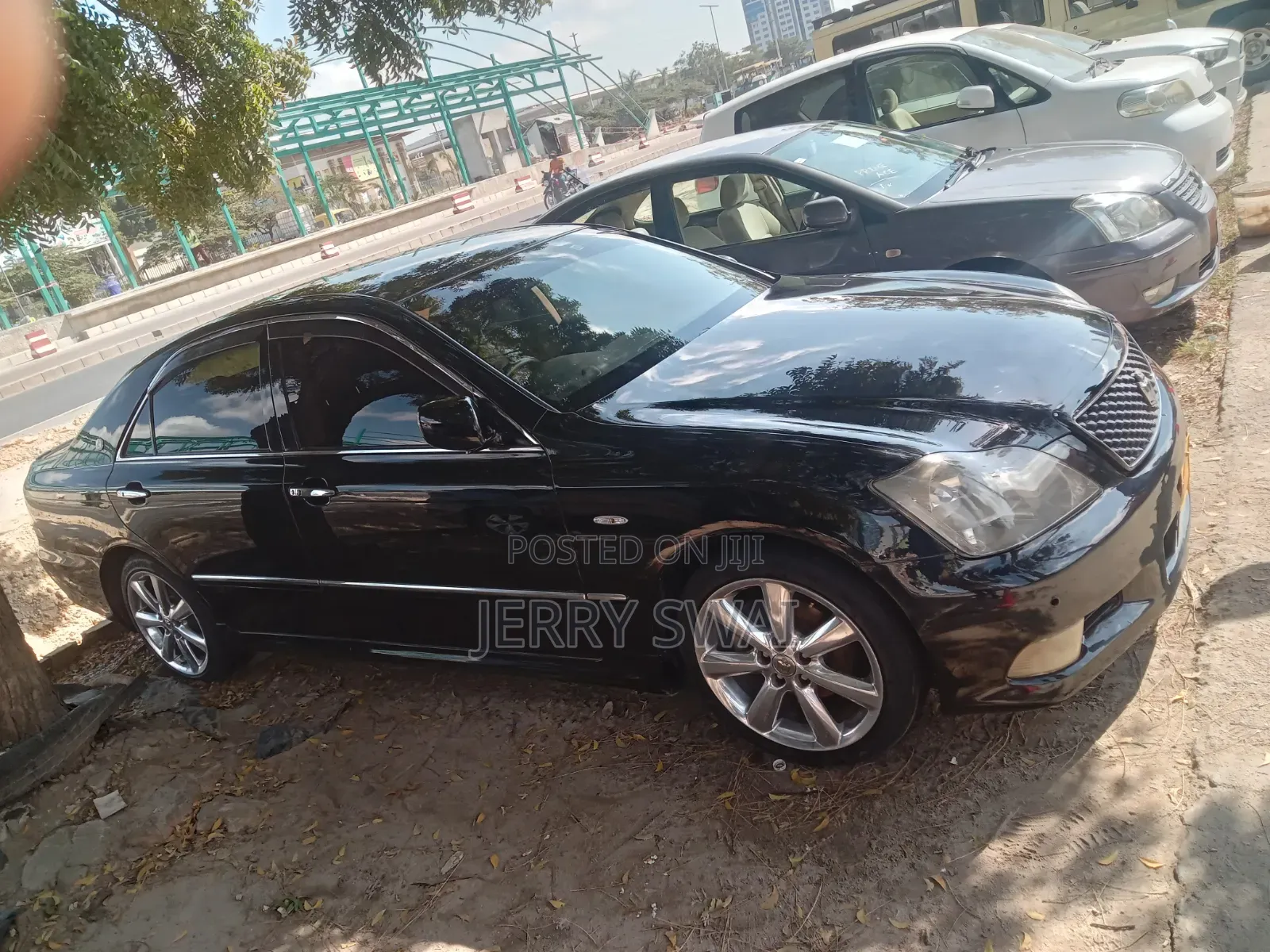 Toyota Crown 2004 Black