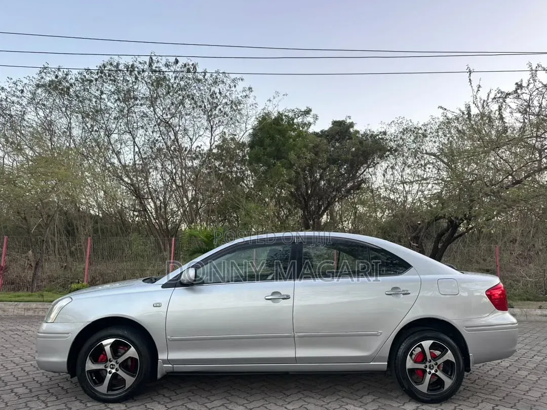 Toyota Premio 2005 Silver