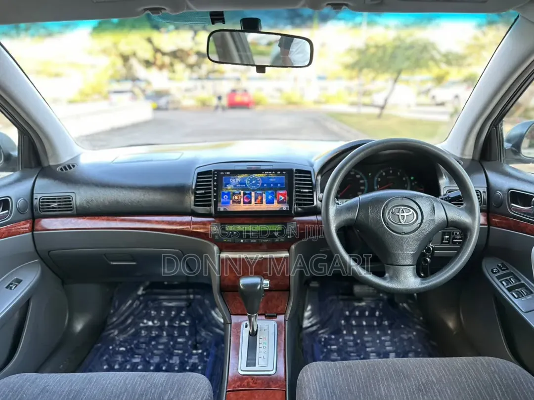 Toyota Premio 2005 Silver