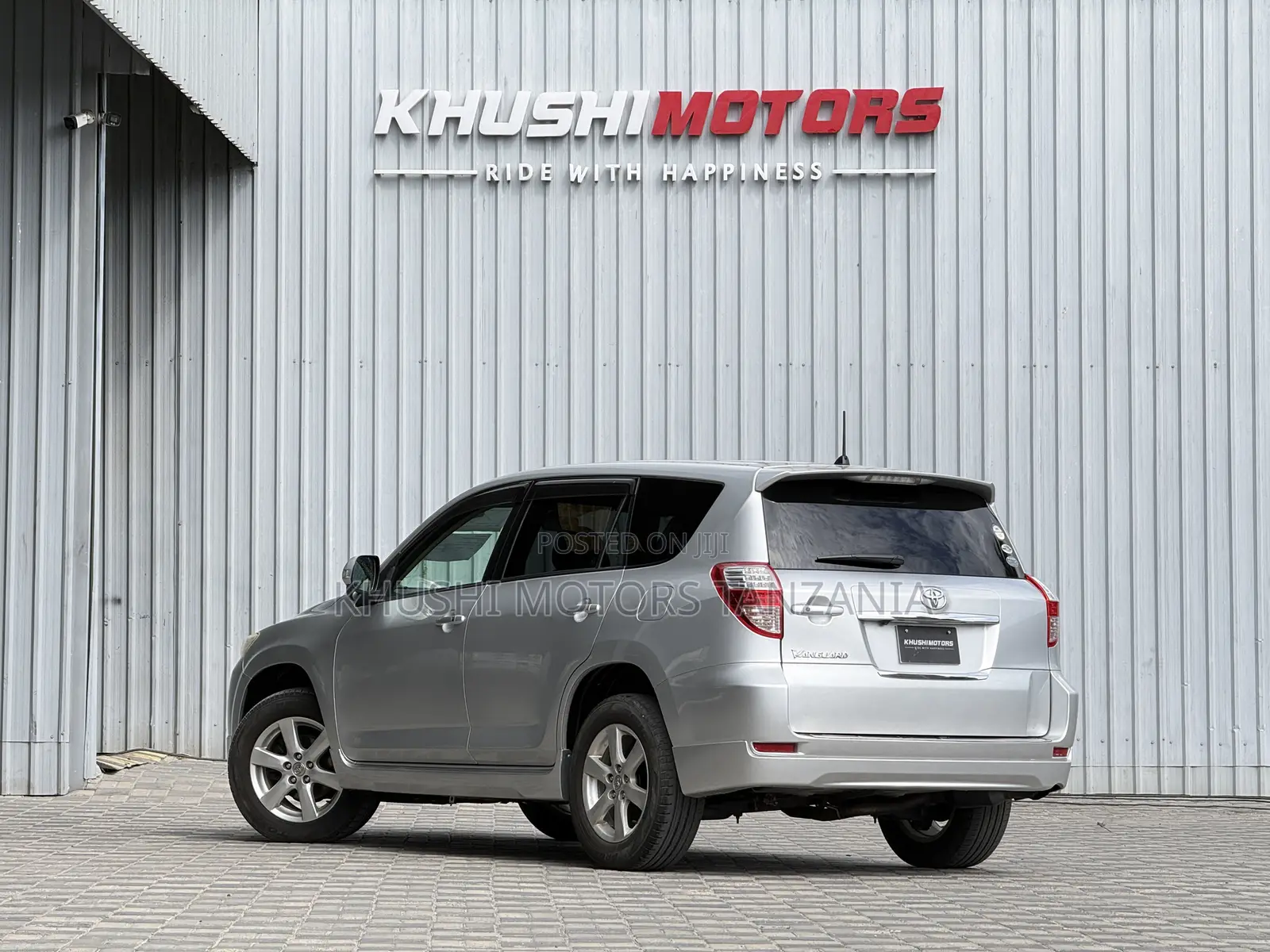 Toyota Vanguard 2008 Silver