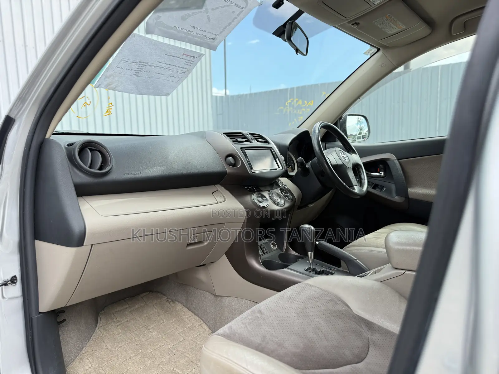 Toyota Vanguard 2008 Silver