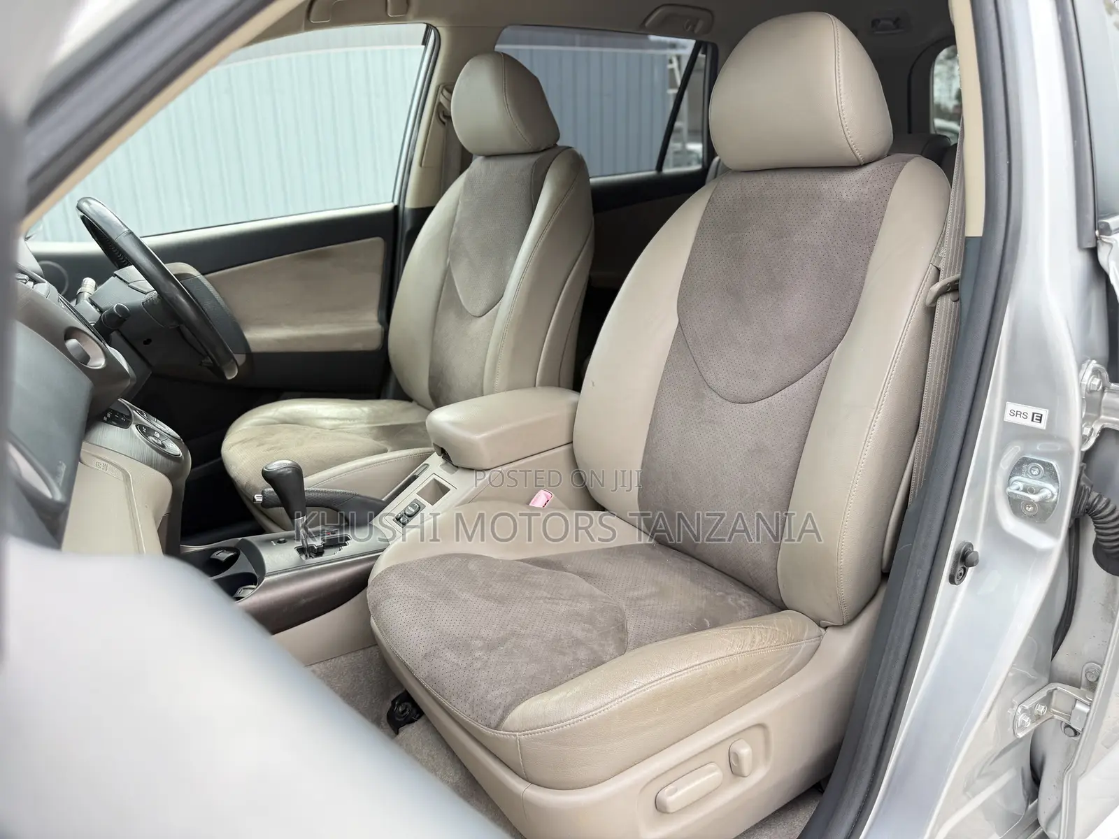 Toyota Vanguard 2008 Silver