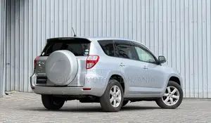 Toyota Vanguard 2007 Silver