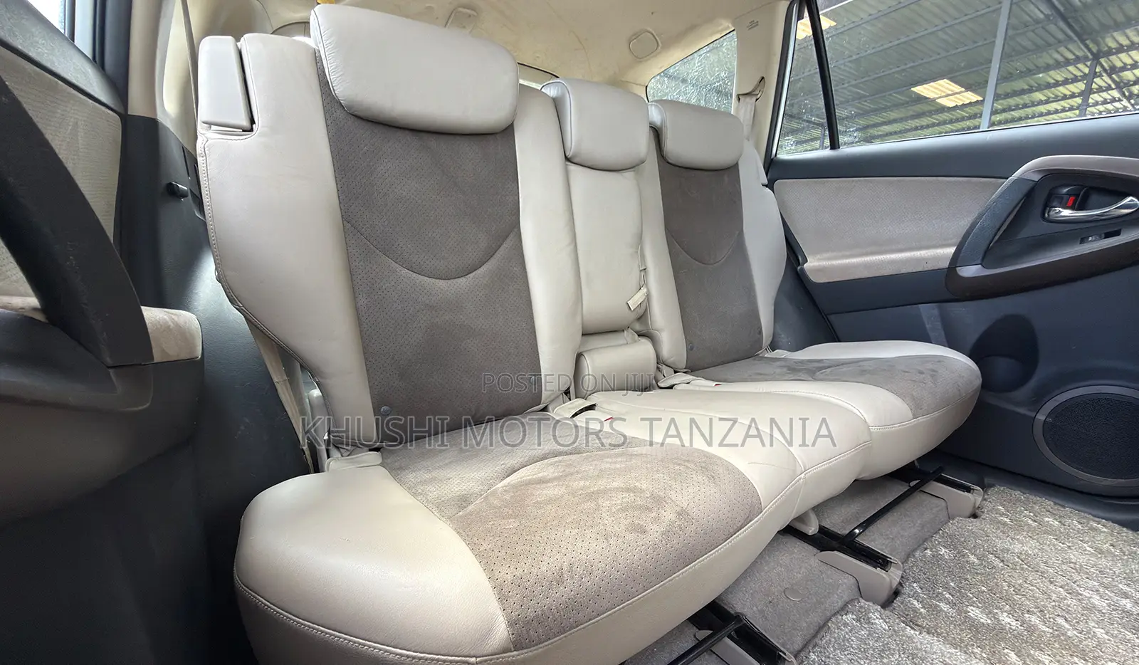 Toyota Vanguard 2007 Silver