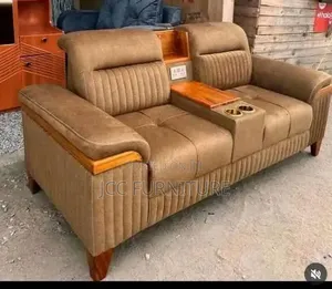 Tunauza Sofa Kali