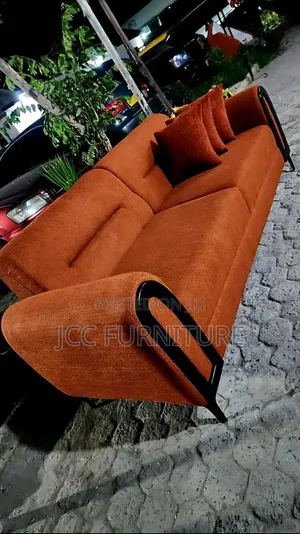 Tunauza Sofa Kali