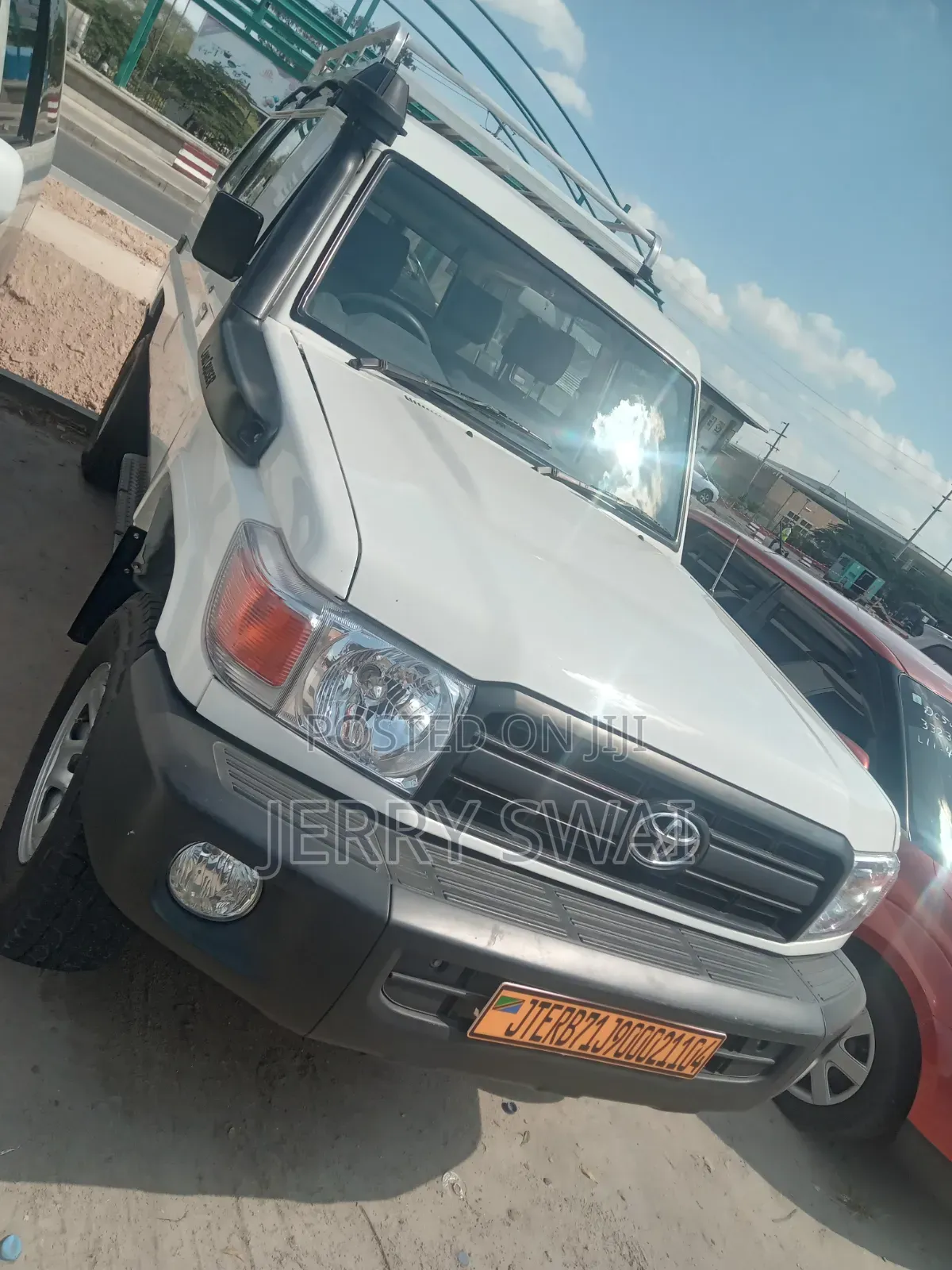 Toyota Land Cruiser 2009 White