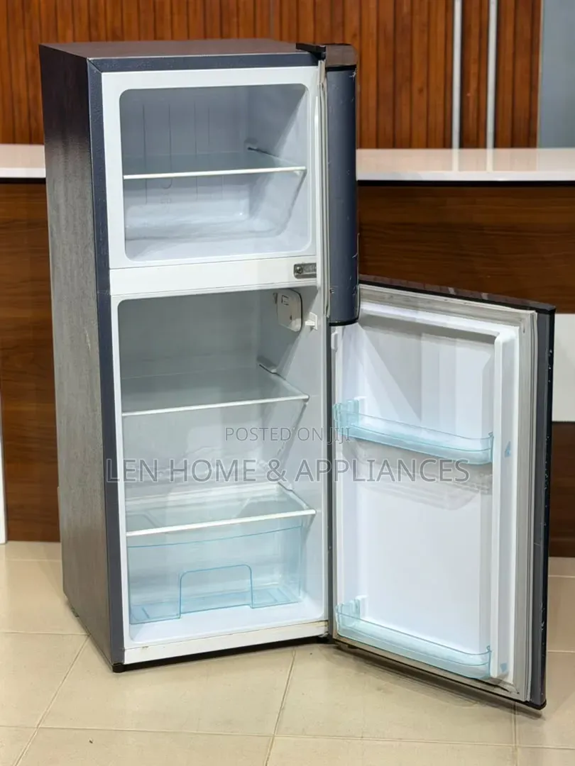 Refrigerator Used Clean Litter 138