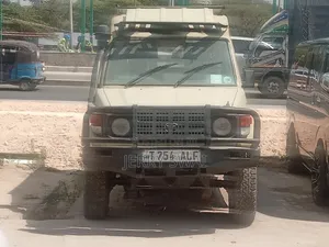Toyota Land Cruiser 2006 Gray