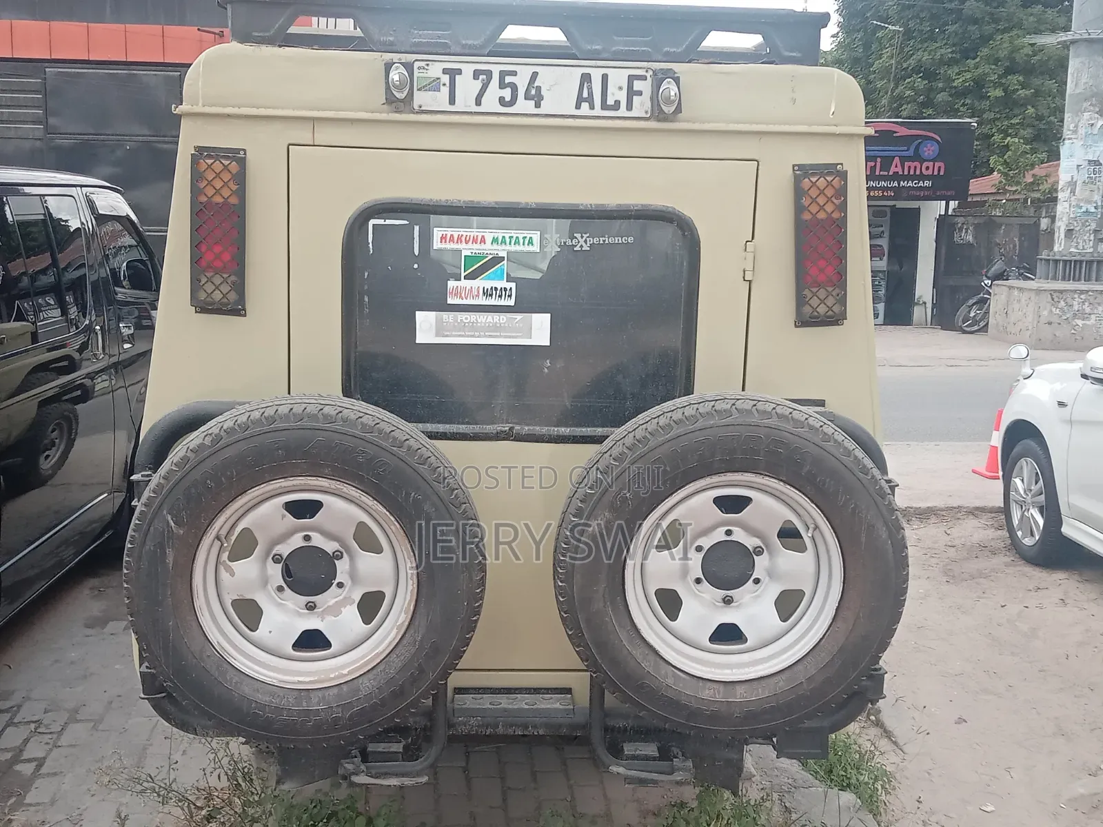 Toyota Land Cruiser 2006 Gray