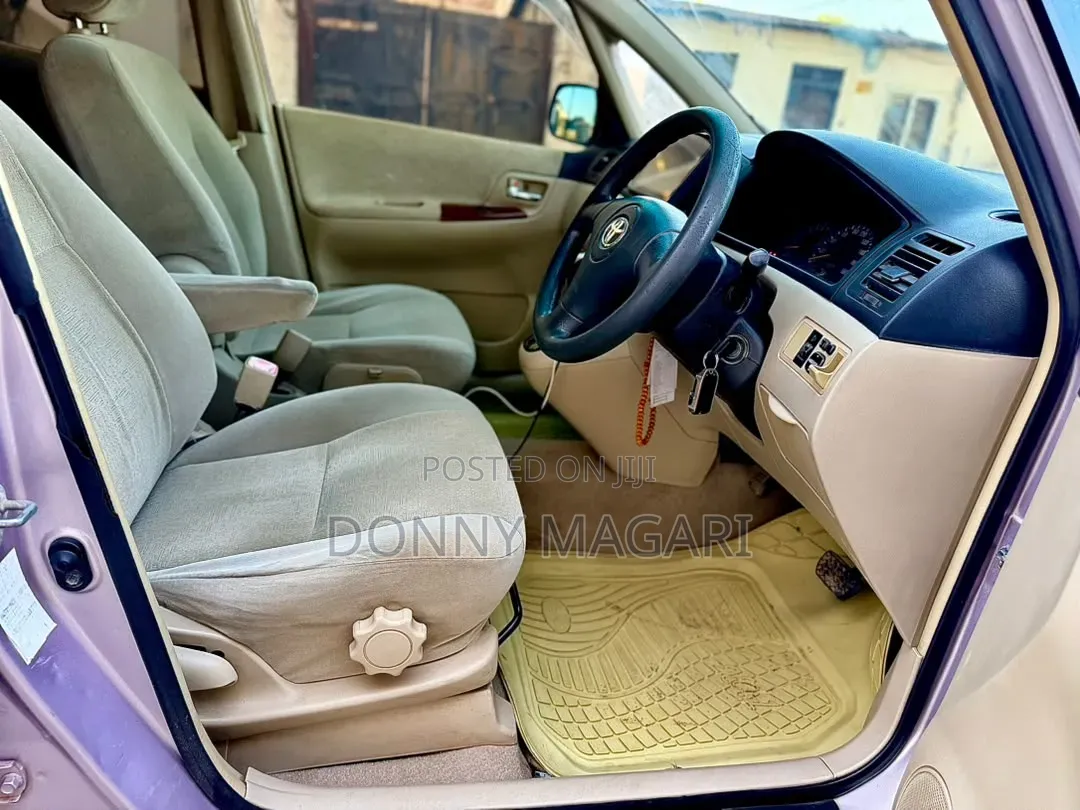 Toyota Corolla Spacio 2006 Silver