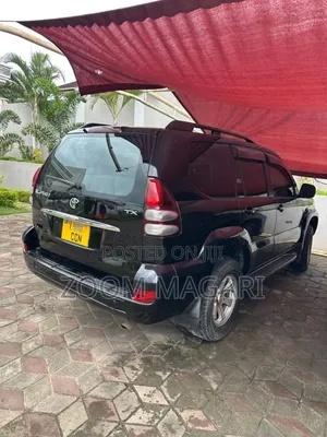 Toyota Land Cruiser Prado 2006 Black
