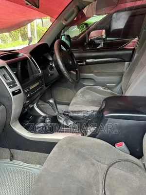 Toyota Land Cruiser Prado 2006 Black