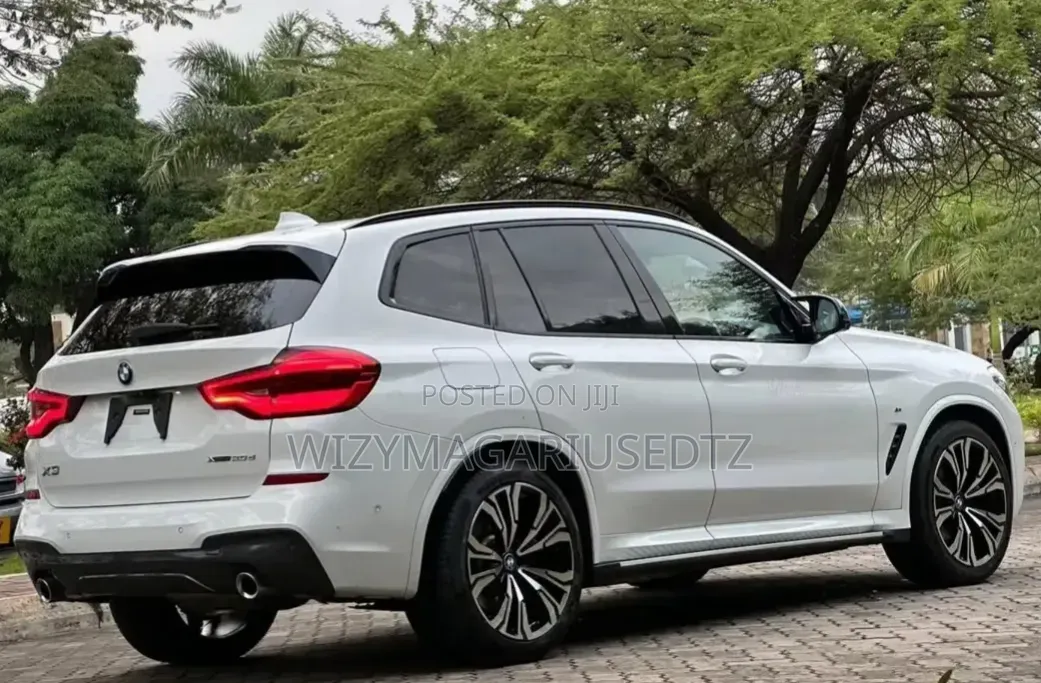 BMW X3 2019 Off white