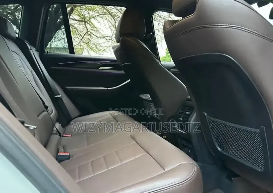 BMW X3 2019 Off white