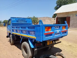 Tipper Canter Kali