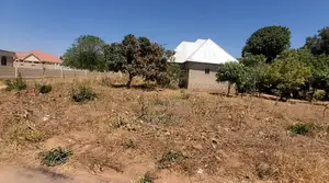 Kiwanja Kinauzwa Msalato(Parokiani). Karibu Na Arusha Road
