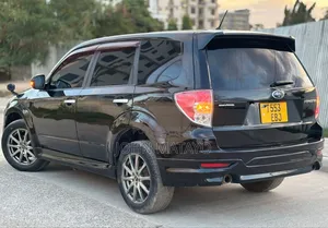 Subaru Forester 2011 Black