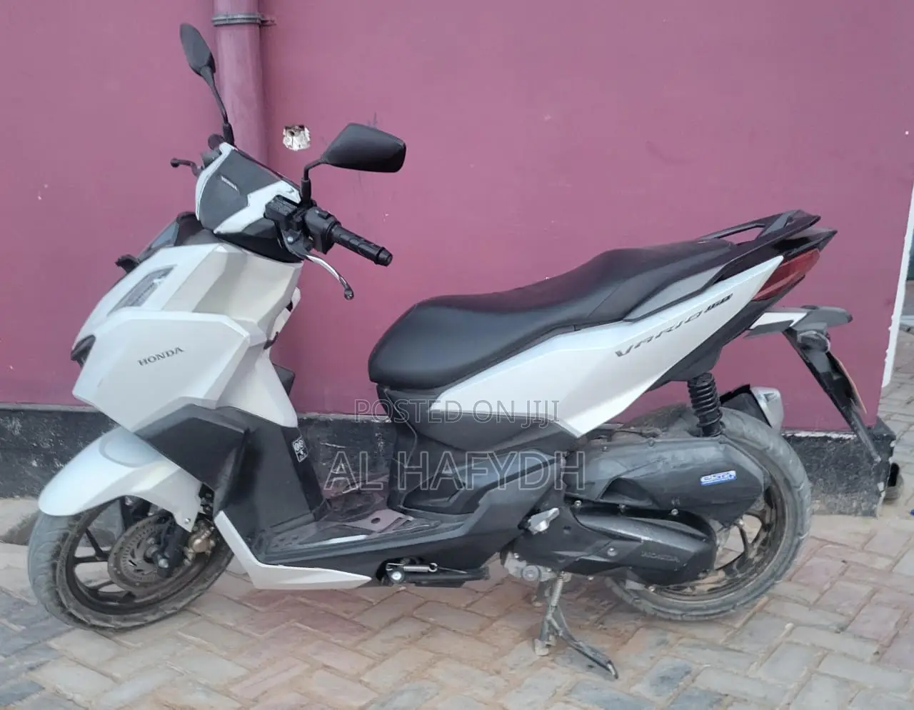Honda Vario 2024 White
