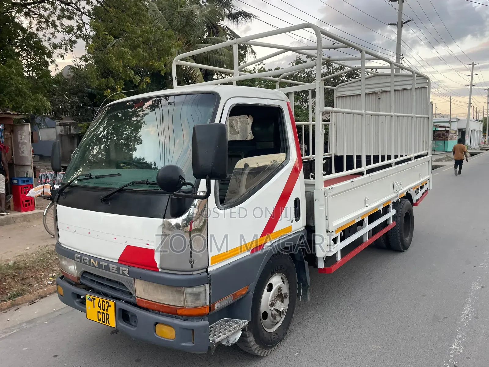 Mitsubish Canter